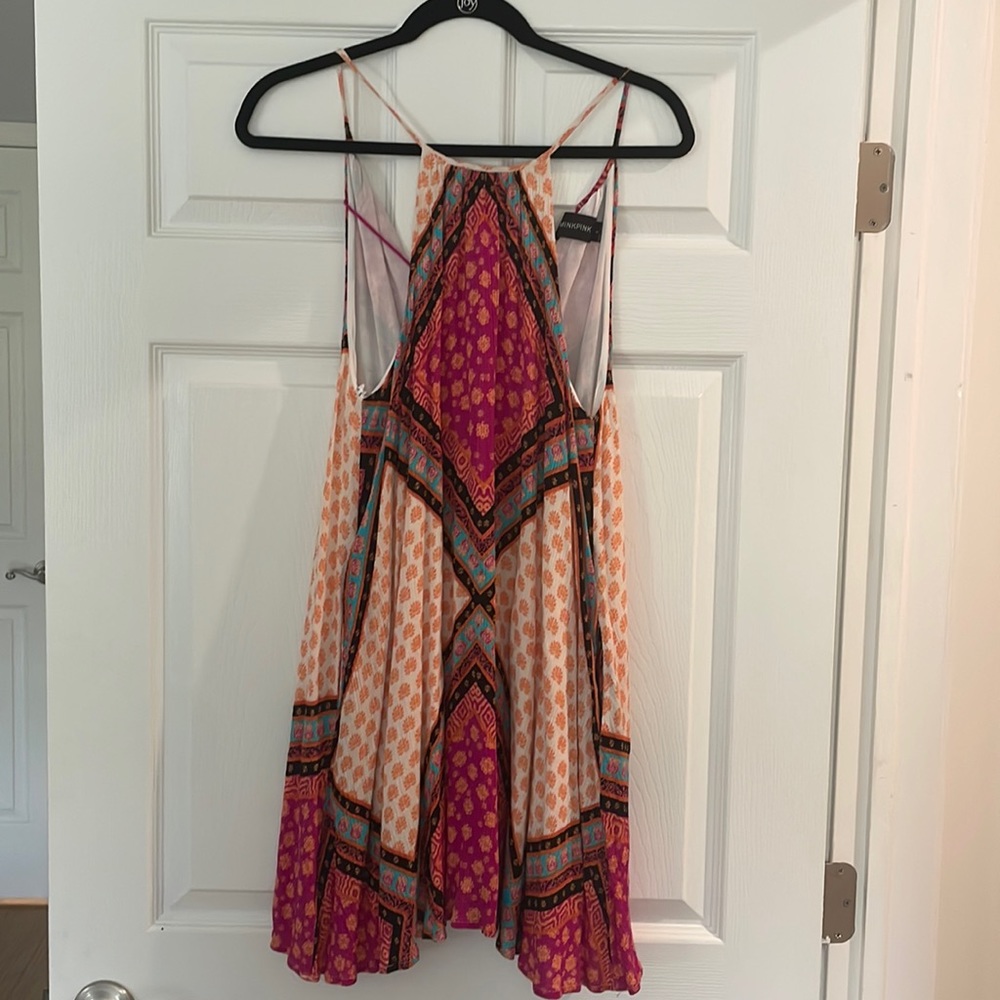 Beautiful vibrant colors summer dress!